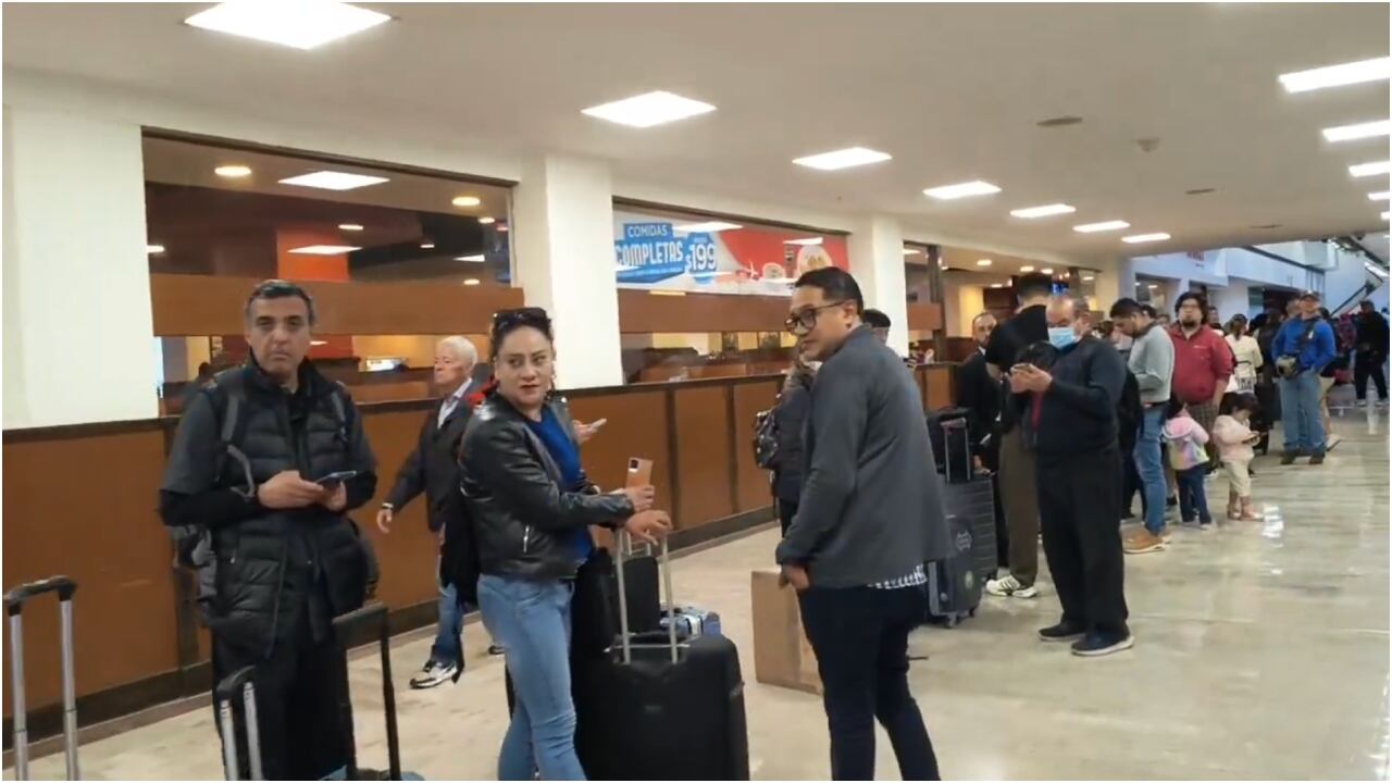 VIDEO_ ¡Impresionante! Así lucen las filas en Aeropuertos en México tras el apagón informático de