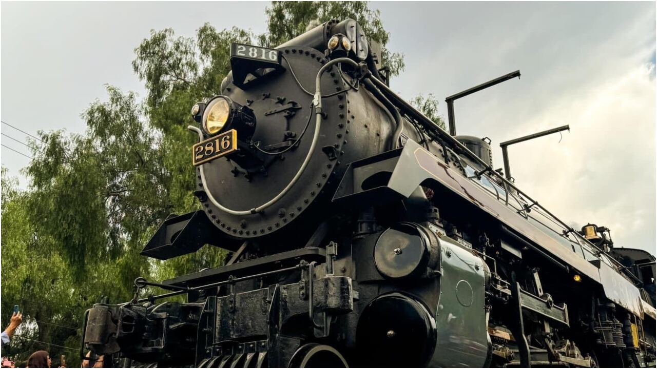 VIDEO_ ¡Nadie se lo pierde! Así luce la fila para ver la locomotora ‘La Emperatriz’